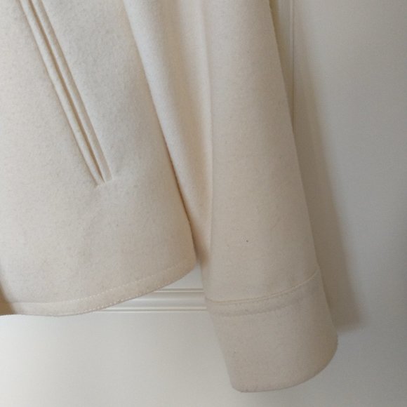 Women's Banana Republic like new Size XS wool blend double breasted coat - Picture 4 of 8